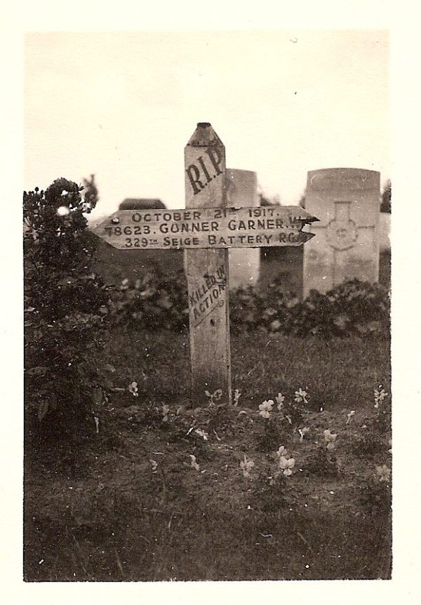 Dare Day's grave